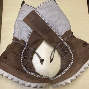 The North Face Sisque Waterproof Women Tall boots size 7.5